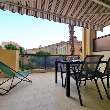 L'escapade - T2 En Centre Avec Terrasse, Clim Et Wifi *